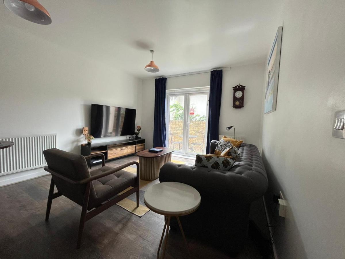 Kent, Dartford Station Apartments Zewnętrze zdjęcie